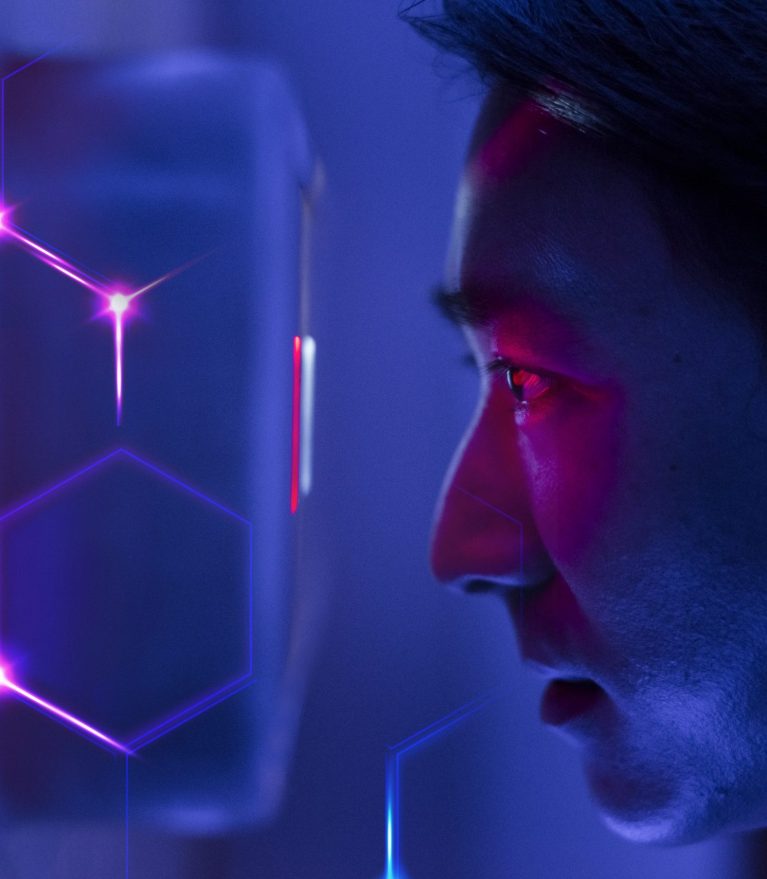 タッチ・オブ・テック